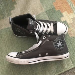 Converse All Star Chuck Taylor’s Mid Top’s